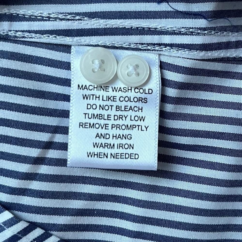 UNTUCKit Blue & White Striped Button Down Shirt 100% Cottn size 6 - Picture 9 of 10